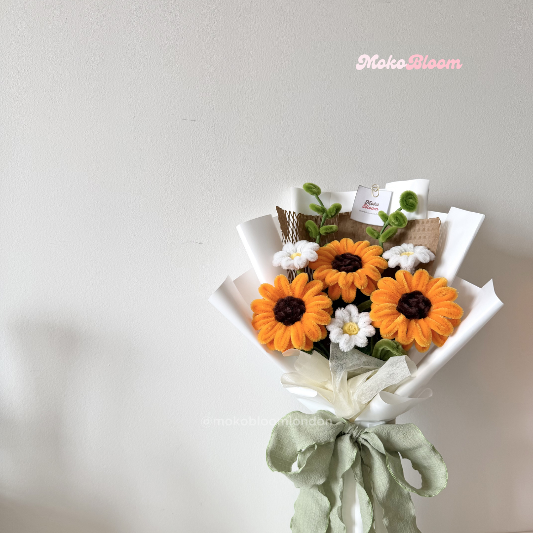 Sunny Side Bouquet | Little Sunflower & Daisy Mix