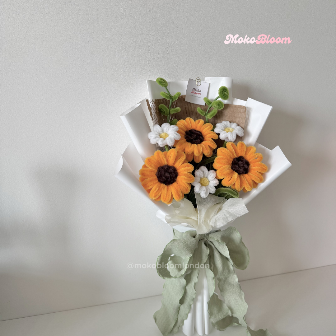 Sunny Side Bouquet | Little Sunflower & Daisy Mix